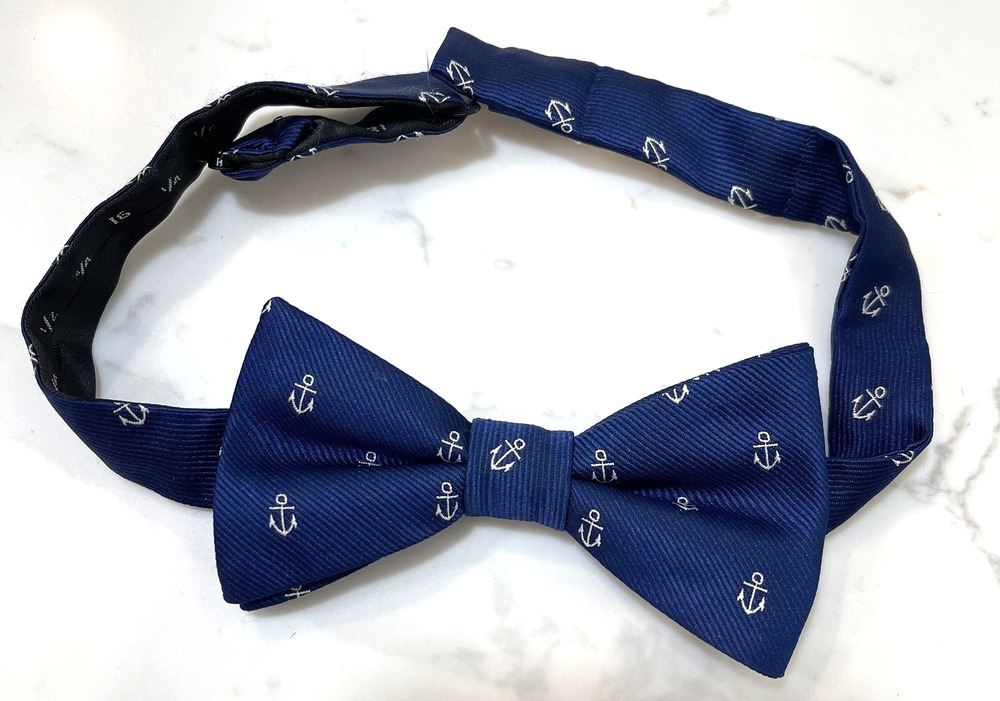 IZOD Blue Bow Tie One Size Polyester Pre-Tied Anchor Print Casual Adjustable